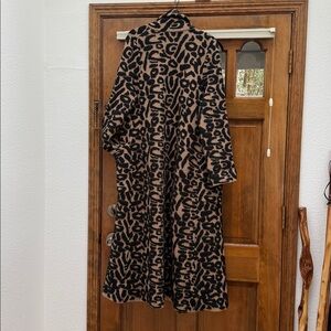 Ciebon long sweater coat with pockets w size S in EUC worn once leopard print